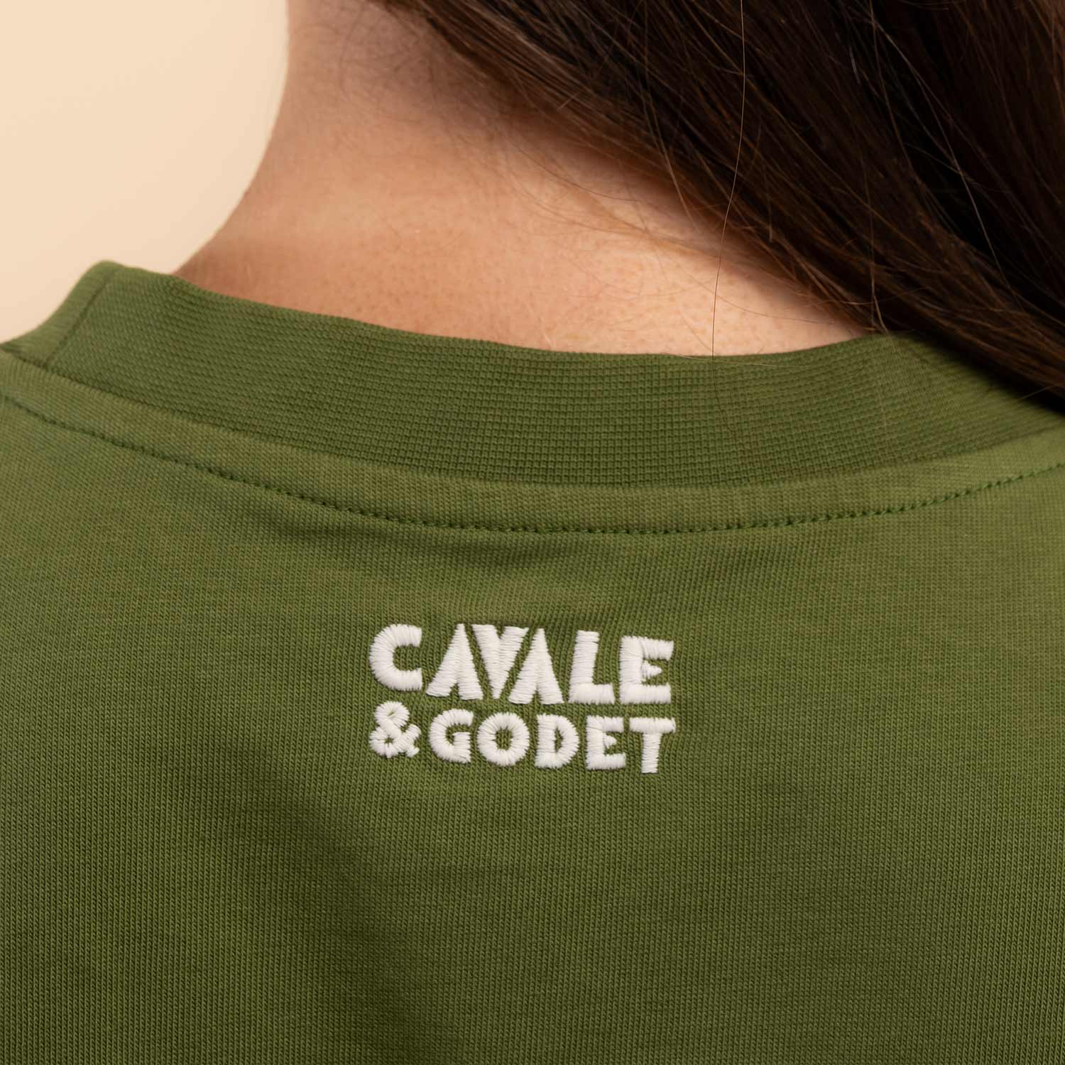T-shirt loose coeur kaki