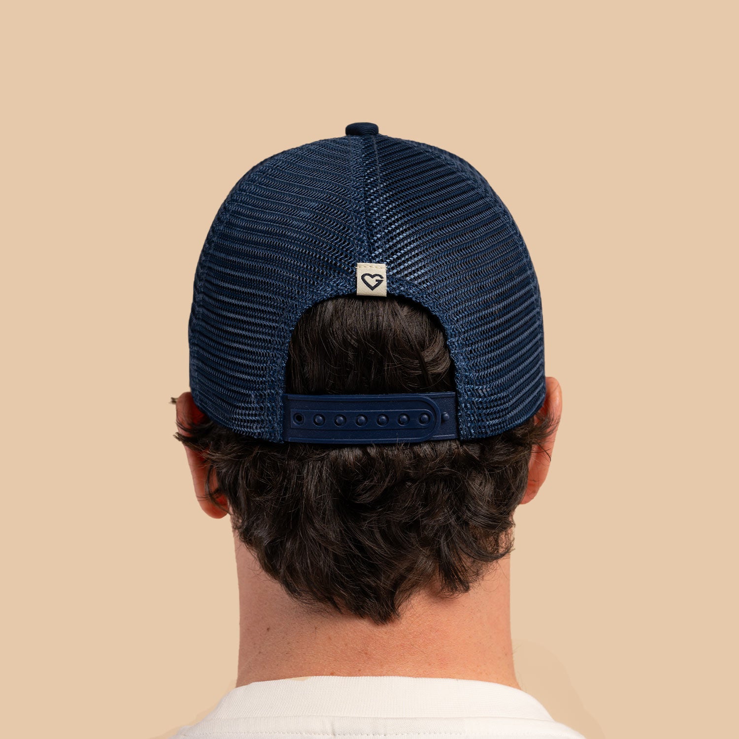 Casquette trucker "Courir & Trinquer" bleu