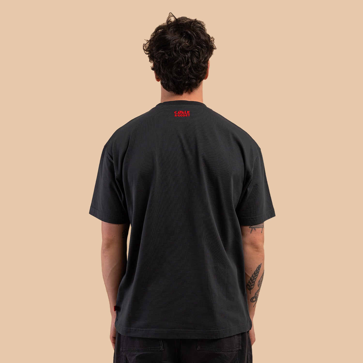 T-shirt loose coeur noir 