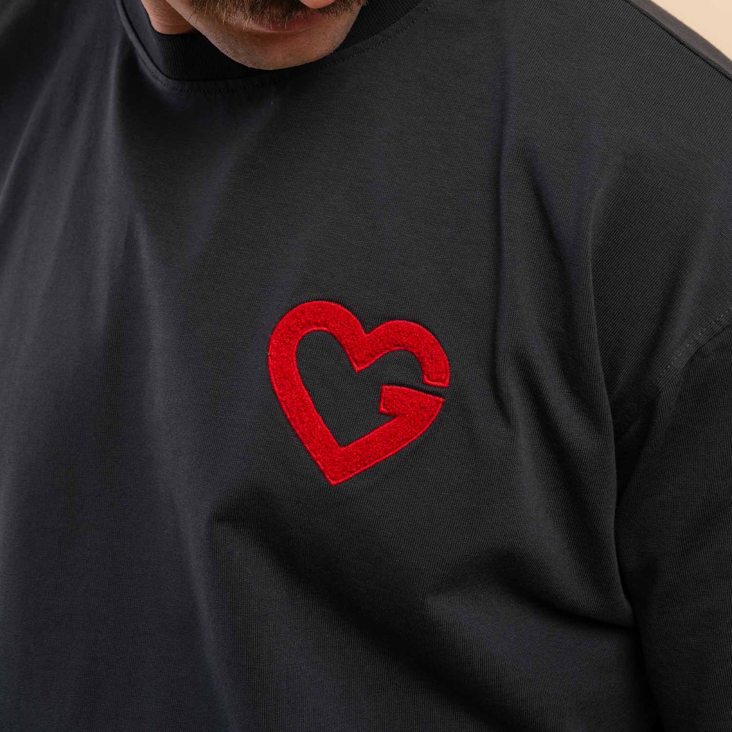 T-shirt loose coeur noir 