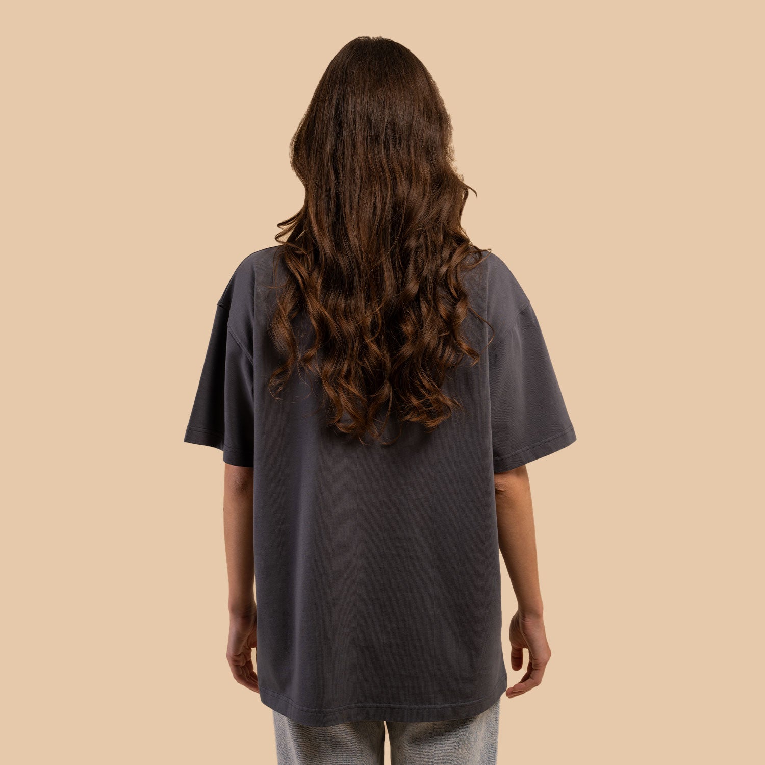 T-shirt loose scratch
